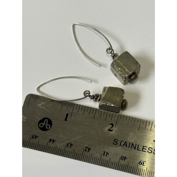 Earrings Pyrite Cube Raw Stone Wire Threader Grunge Natural Organic - Picture 9 of 9